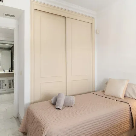 Sunresting Puerto Banus * ماربيا